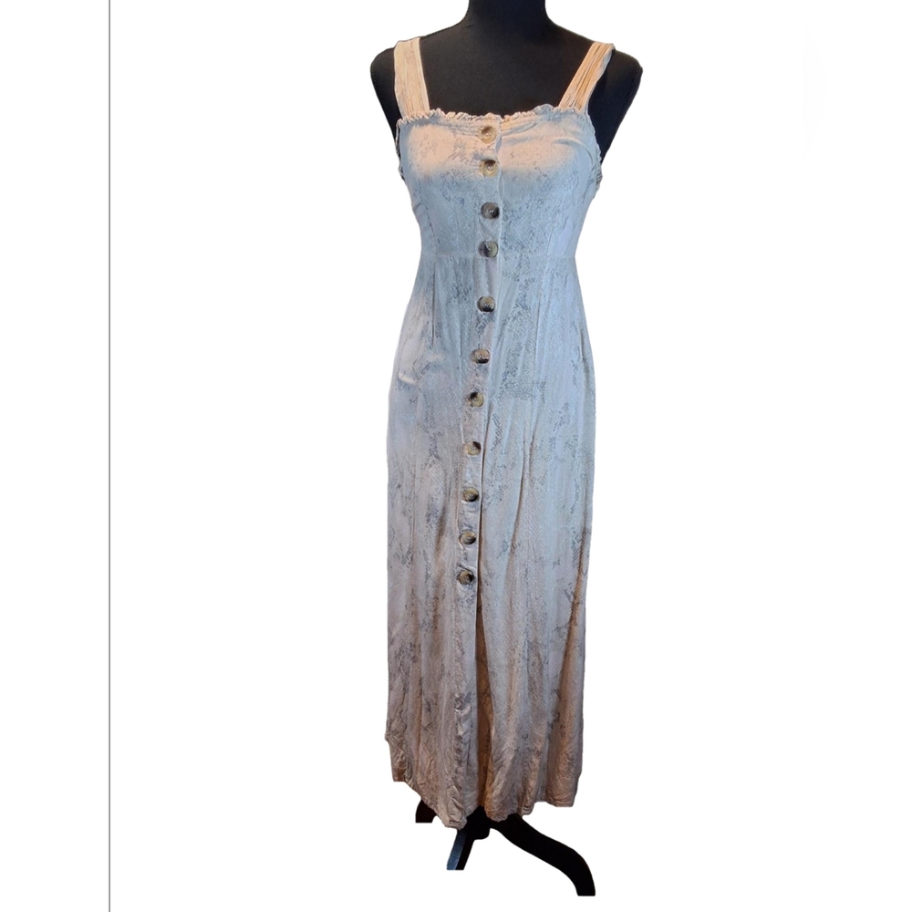 Unleash Your Inner Fashionista with Our Japna Maxi Dress Size S